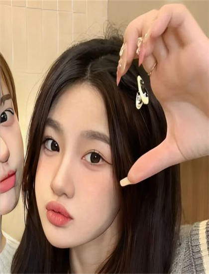 韩国校园喜剧电影_先结婚后恋爱电视剧在线观看周雨彤_重生后她宠冠后宫短剧在线观看