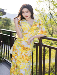 《交换:完美的邻居》高清-《小和尚》金银花原文免费
