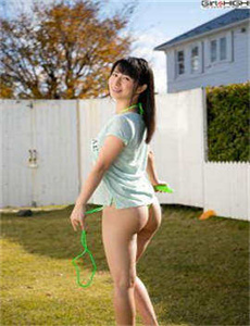 美丽背后